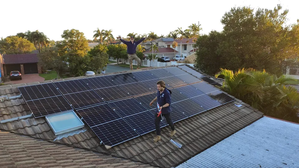 Commercial Solar Installation, Commercial Facility